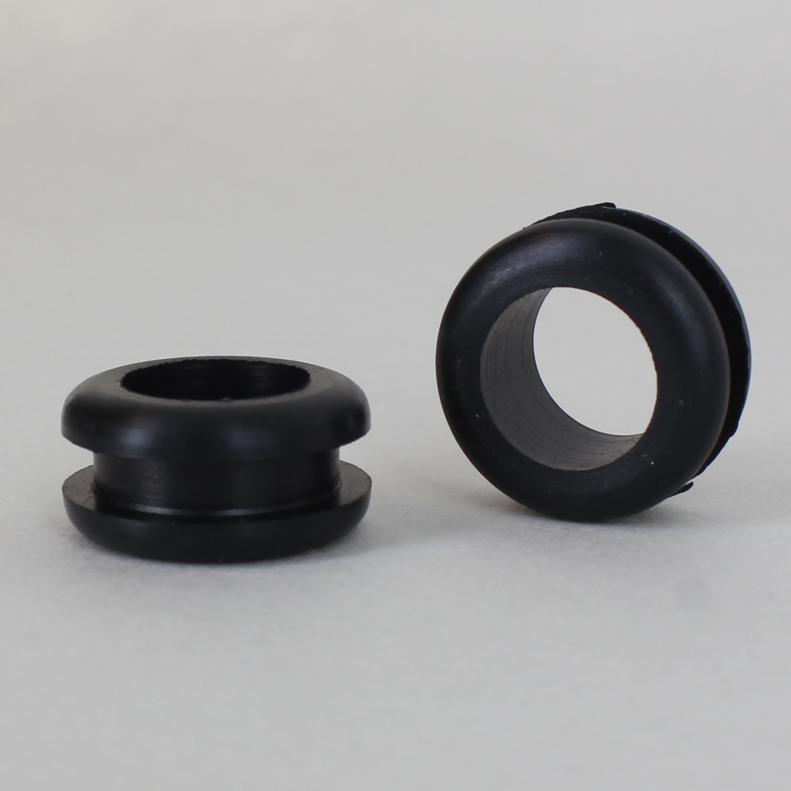 1/2in Diameter Black Rubber Grommet for 1/8in Thick Panels - Black Questions & Answers