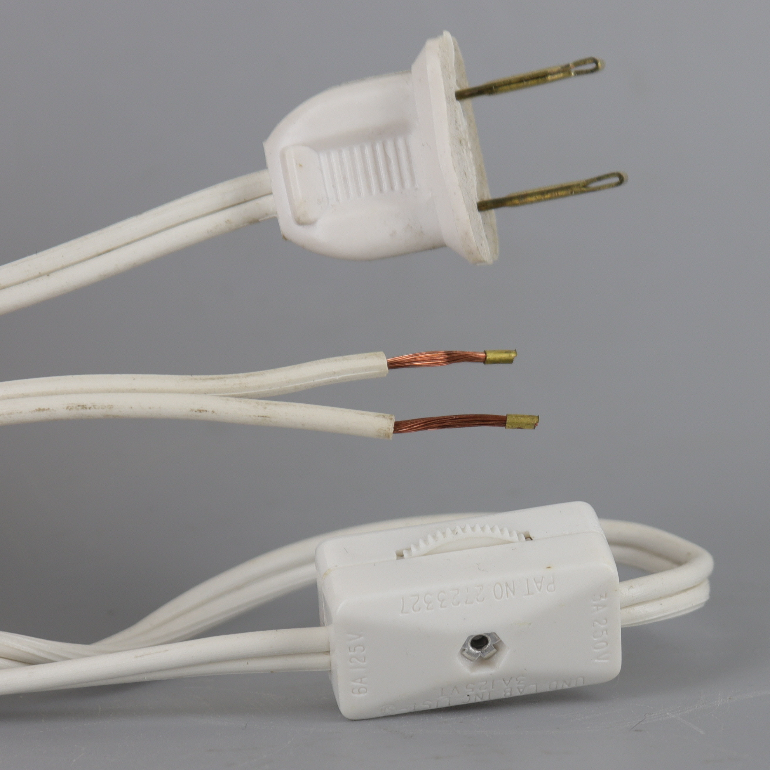 15ft. White 18/2 SPT-1 Cord Set with Molded Plug and Rotary Switch Questions & Answers